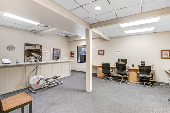 1175 Center St, Riverside, CA 92507